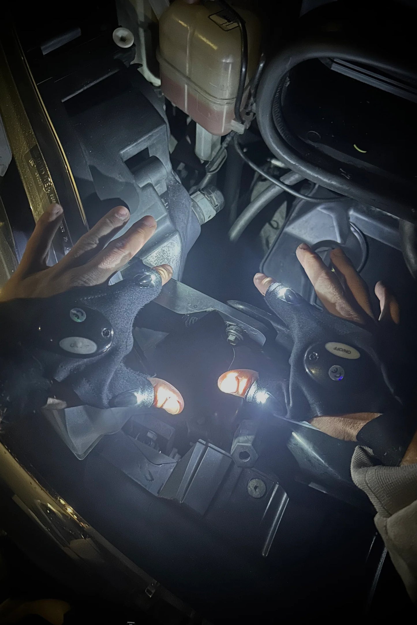 Lyrike led ışıklı yarım parmak eldiven